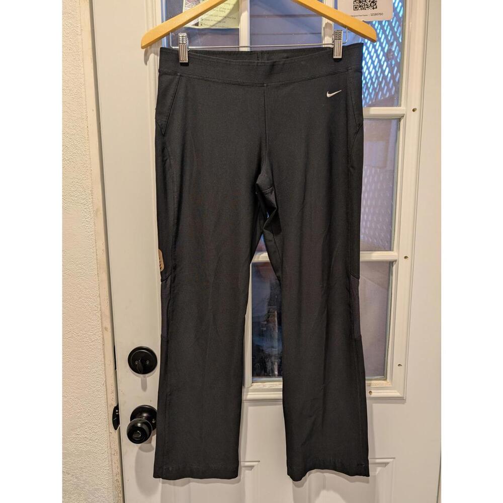 Nike Women's Black Activewear Pants Size Small‎ 0142